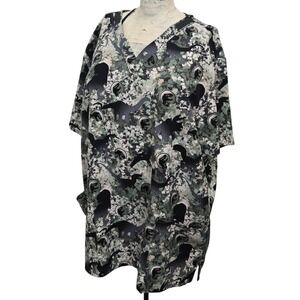 Jurassic World Dominion Scrub Top Mens Large Camo Dinosaur‎ V-Neck Short Sleeve